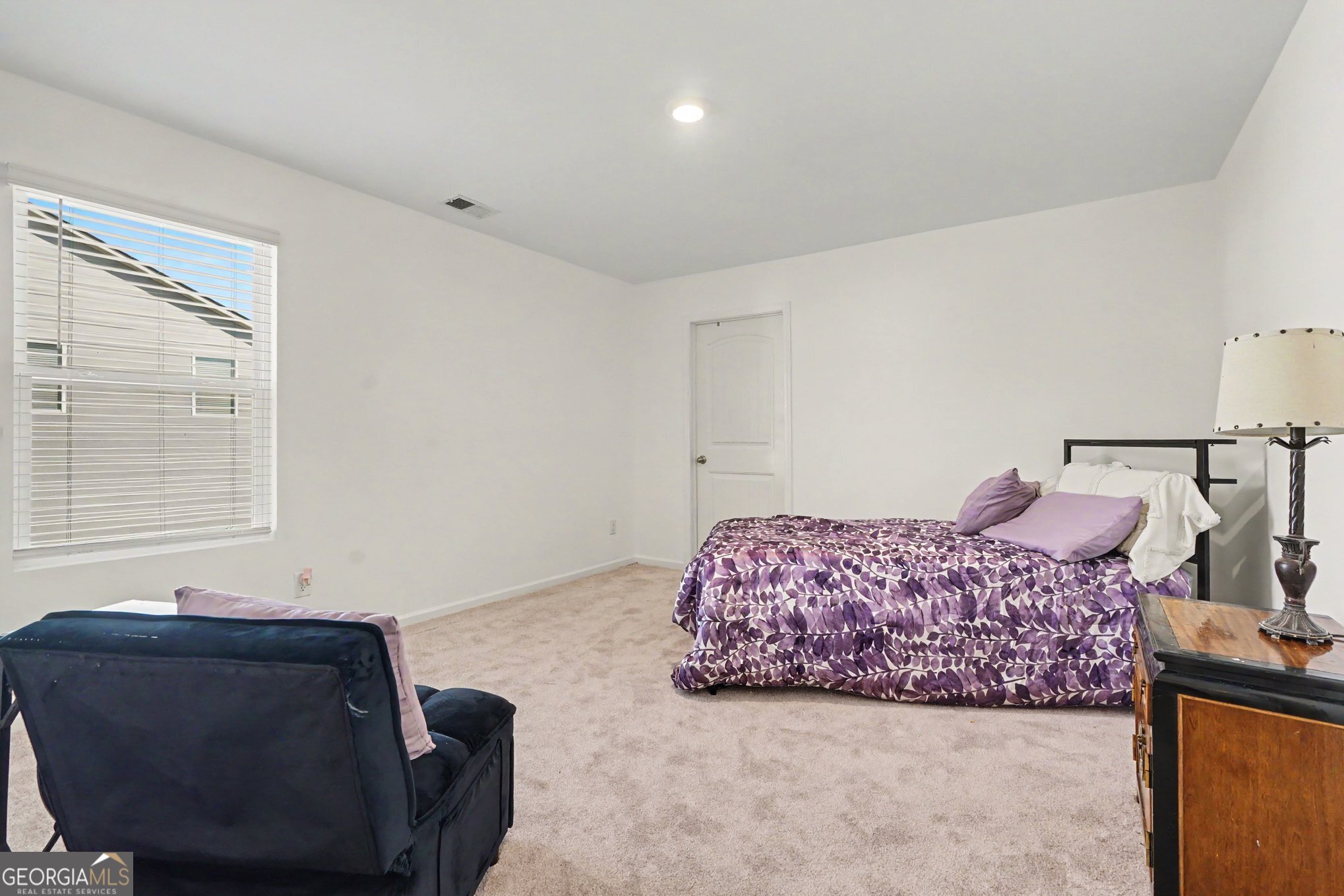 197 Amber Meadow Drive Property Photo 28