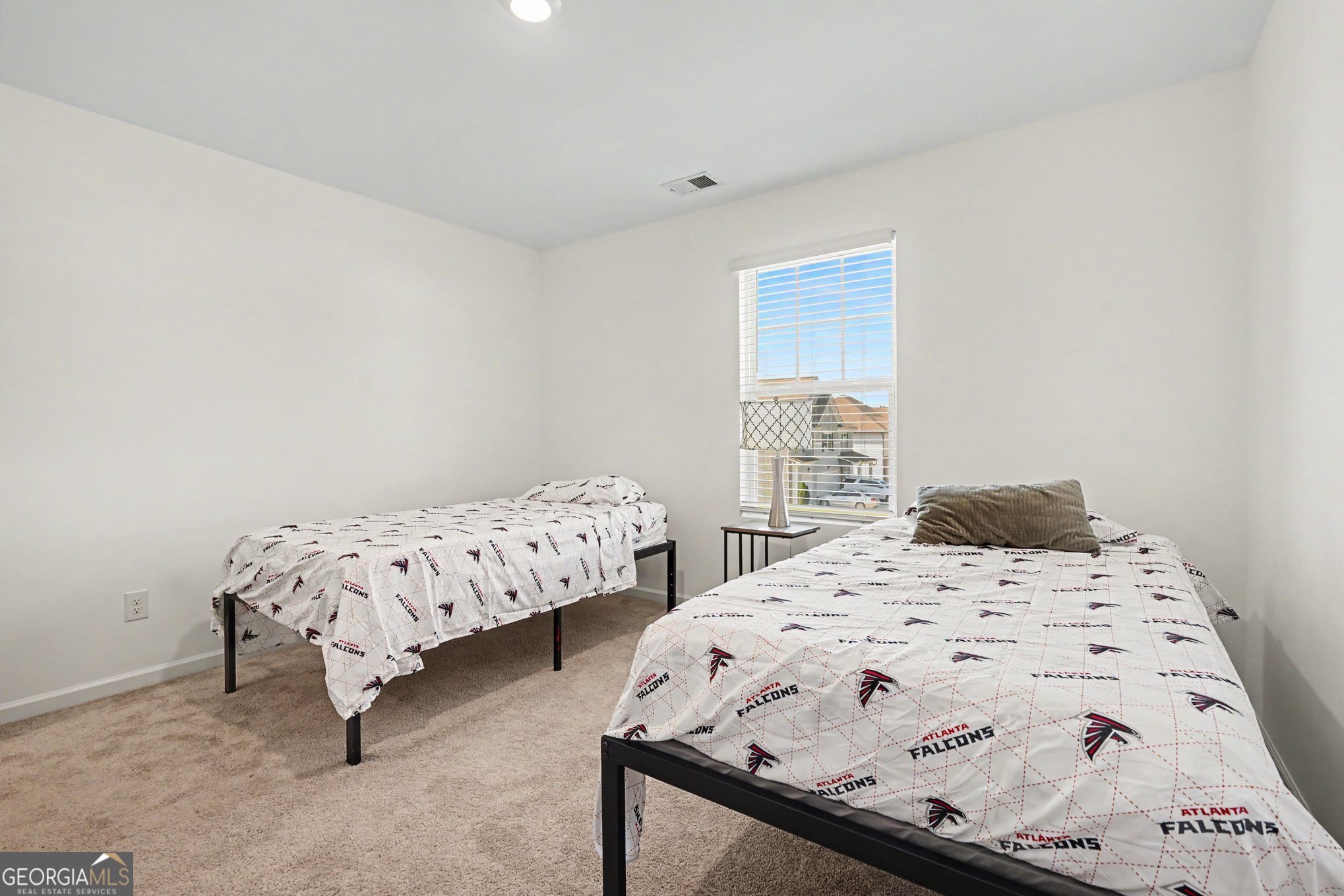 197 Amber Meadow Drive Property Photo 31