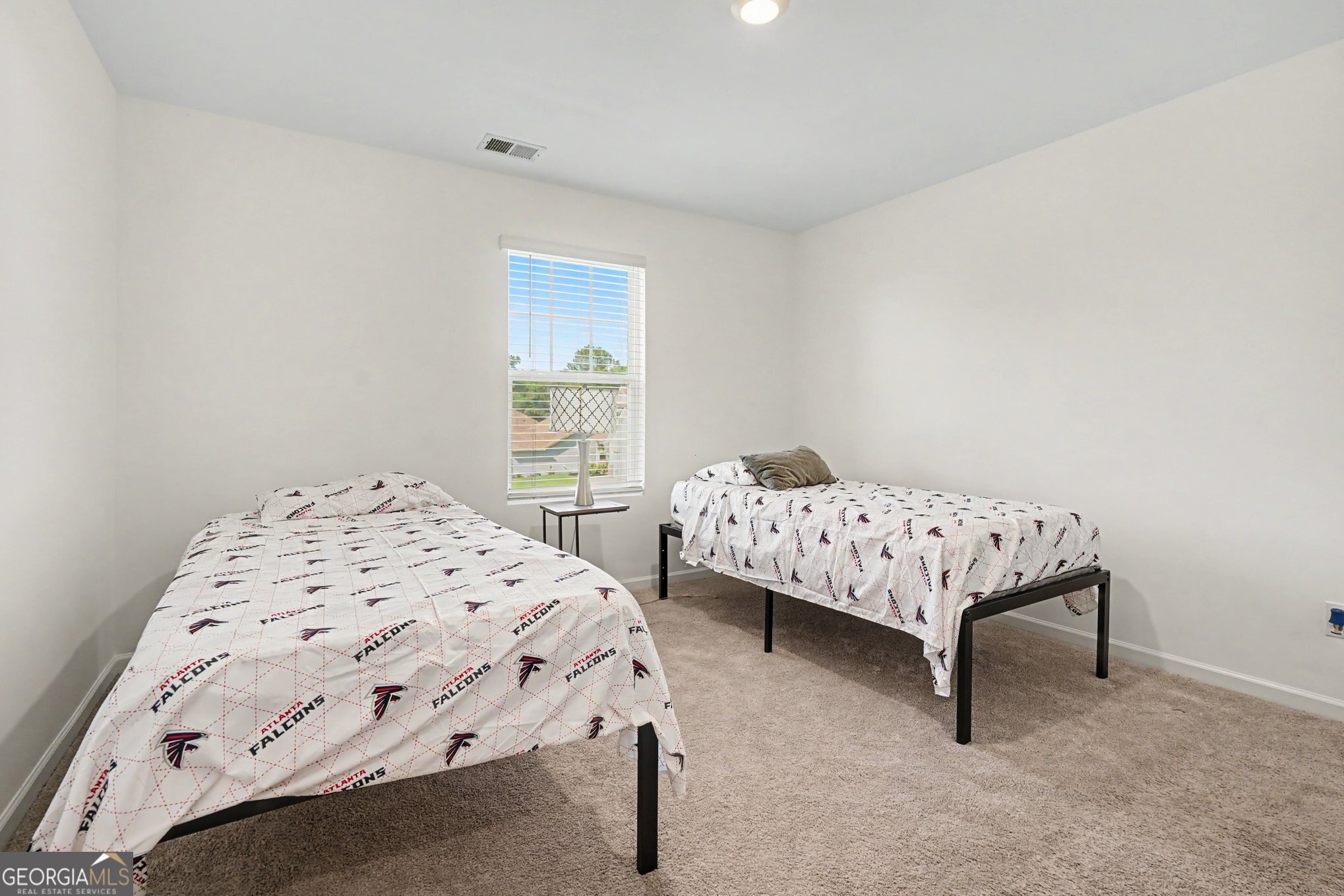 197 Amber Meadow Drive Property Photo 32