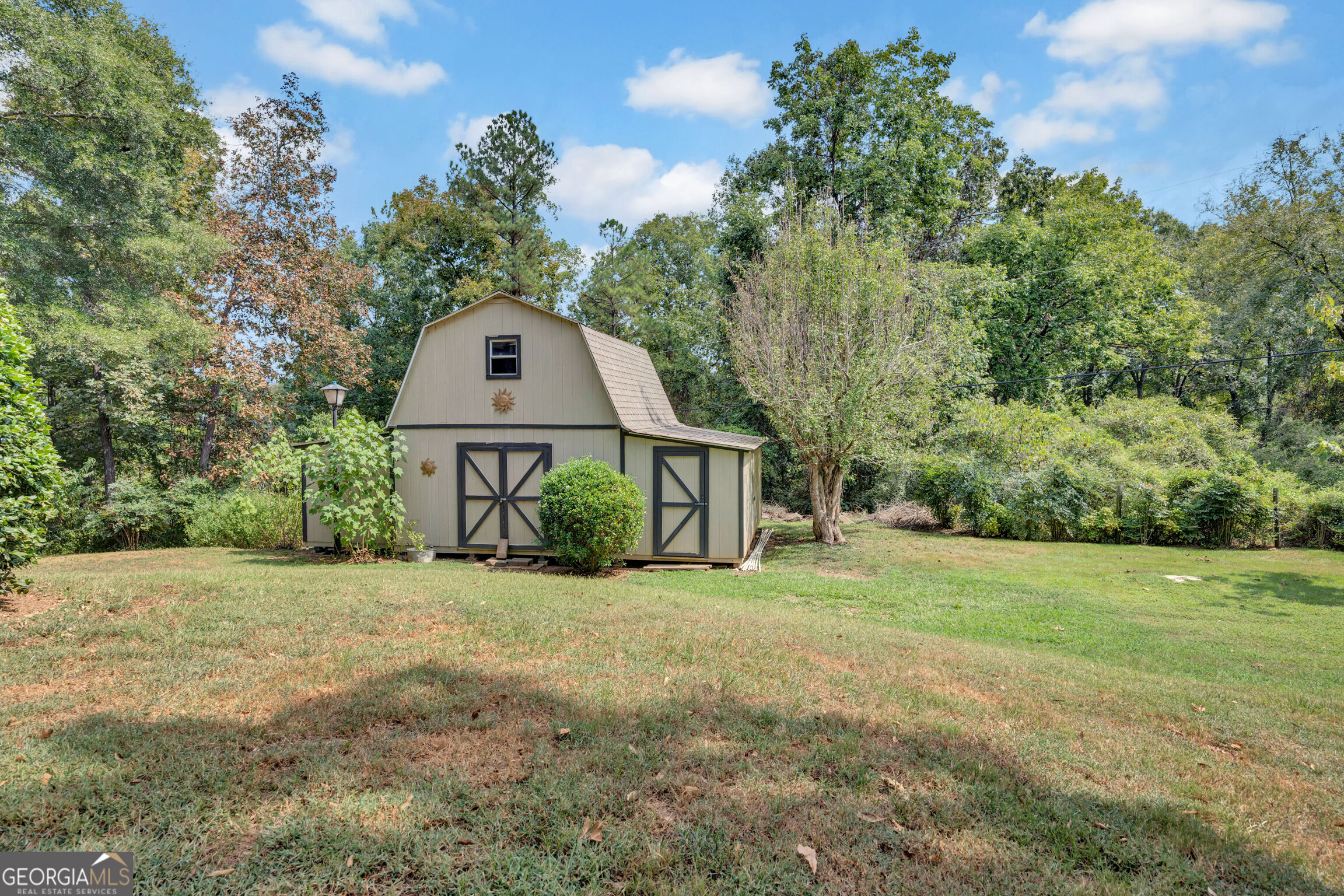 435 Miller Road Property Photo 4