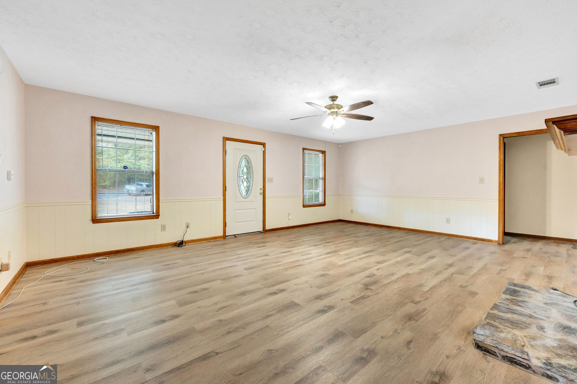 435 Miller Road Property Photo 7
