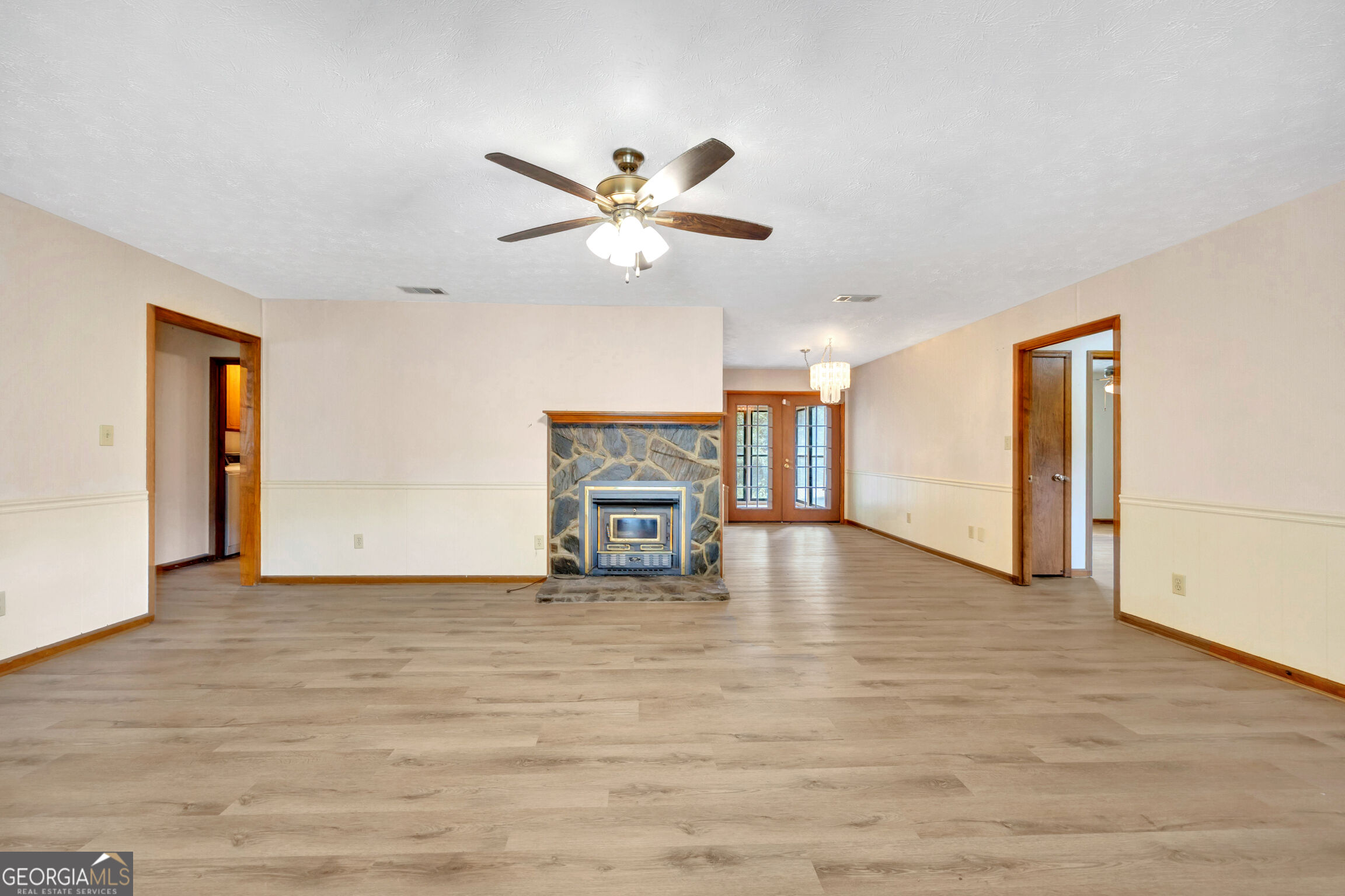 435 Miller Road Property Photo 10