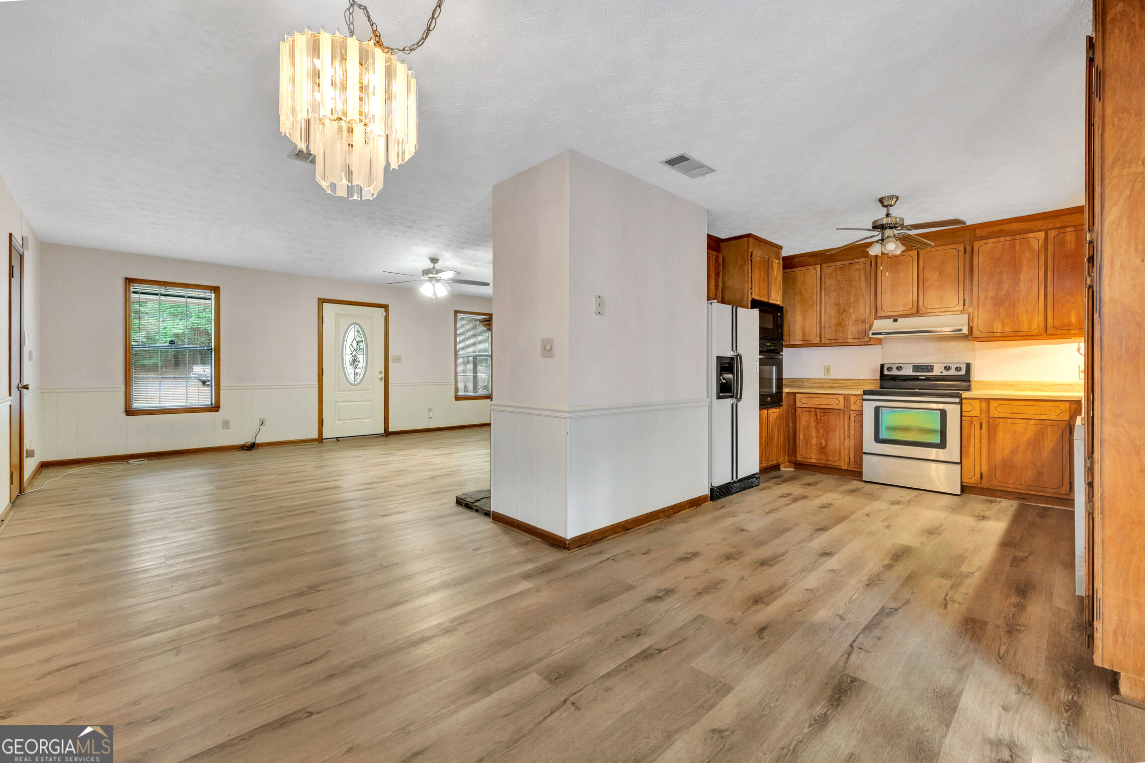 435 Miller Road Property Photo 11