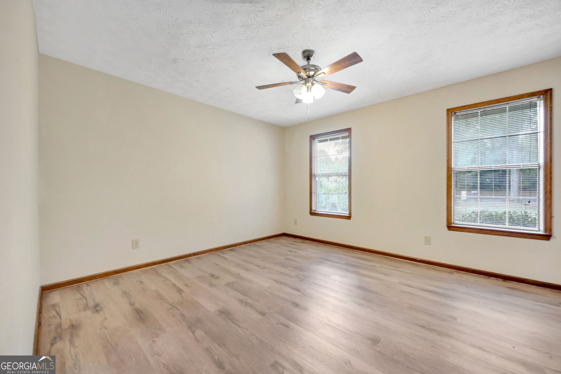 435 Miller Road Property Photo 28