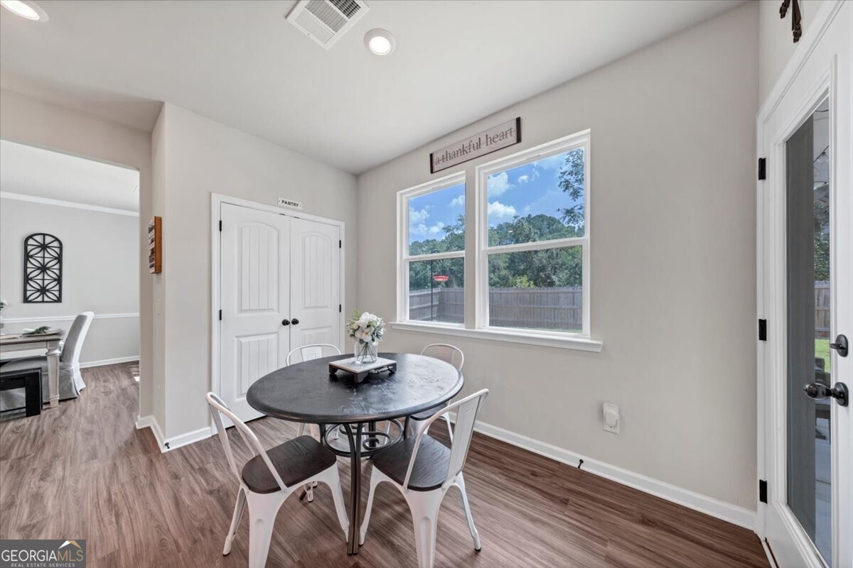 622 Edgemore Road Property Photo 12