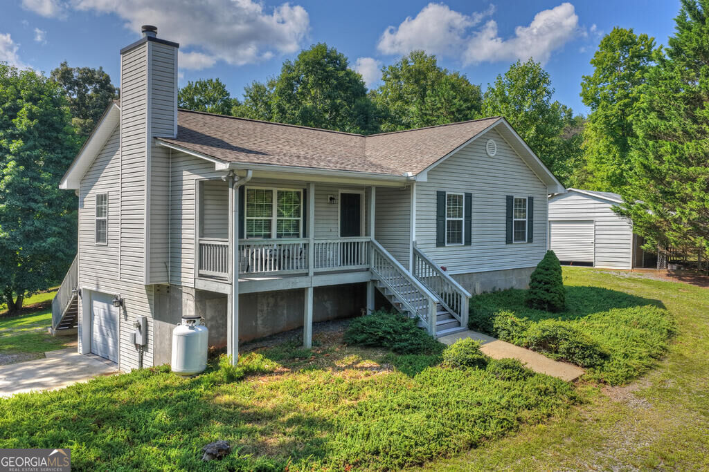 96 Creekside Drive