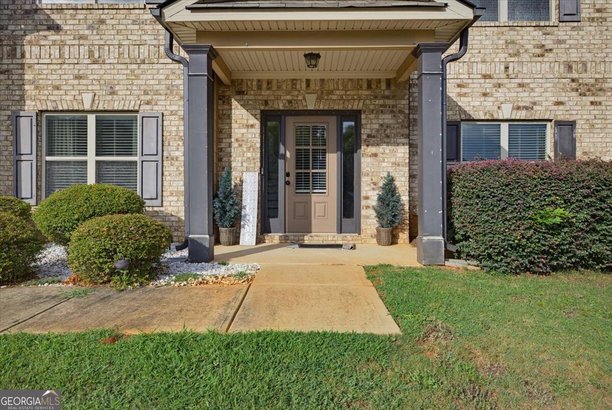 10 Paladin Drive Property Photo 2