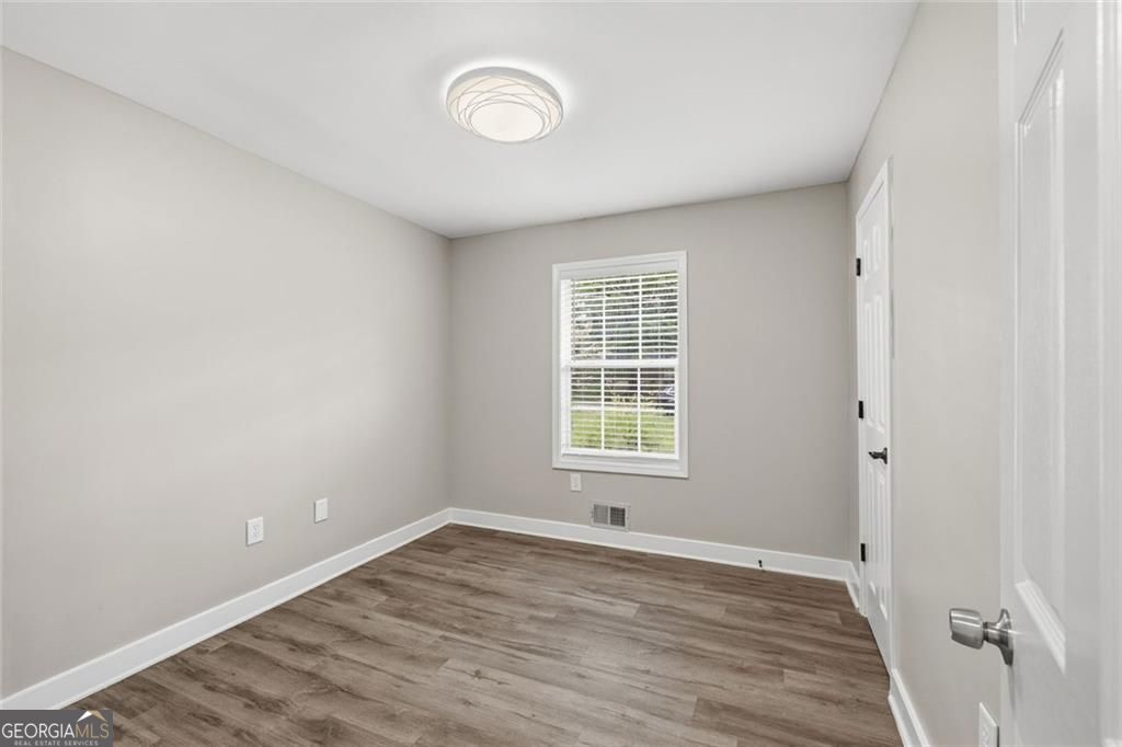 2818 Meadowview Drive Se Property Photo 12