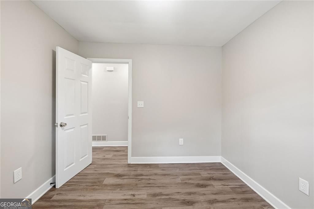 2818 Meadowview Drive Se Property Photo 13