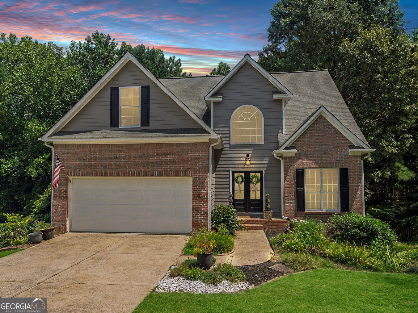 7211 Meadow Gate Way Property Photo 1