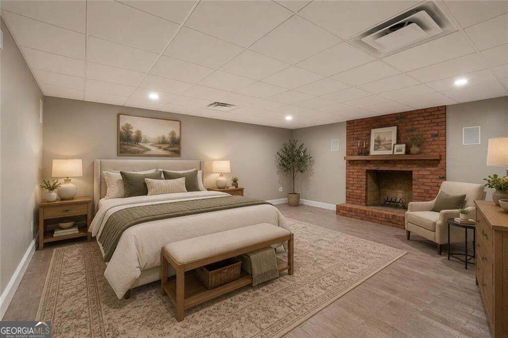 7680 Dunvegan Close Property Photo 47