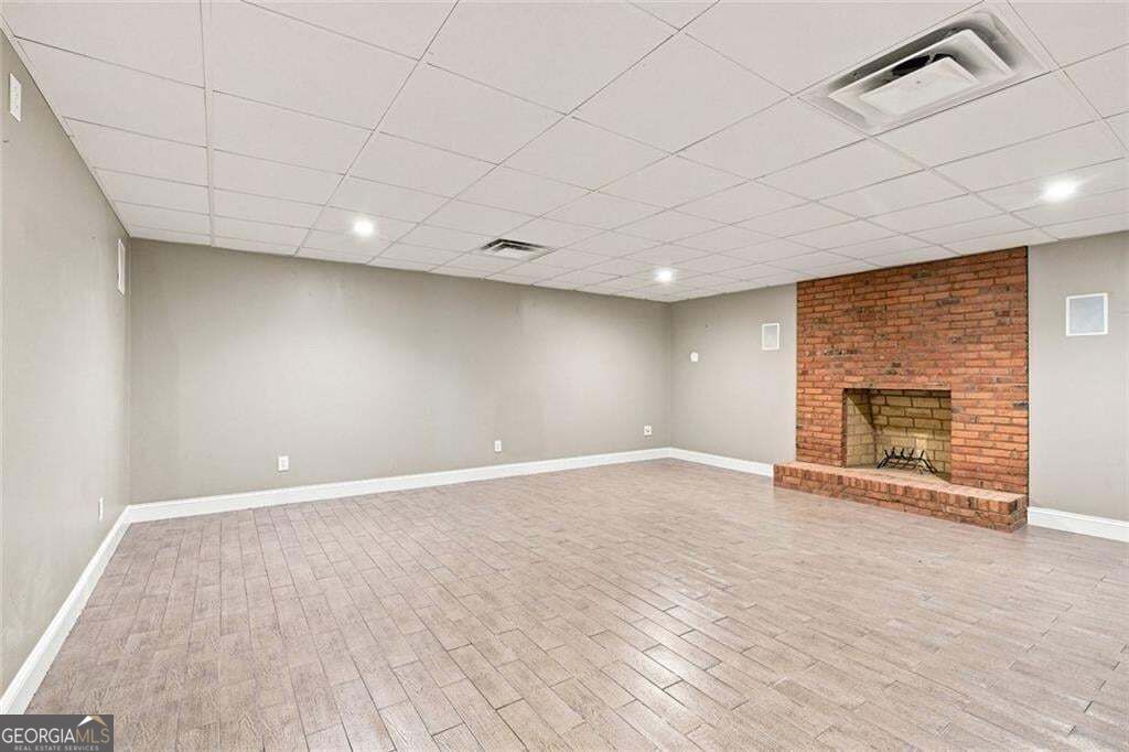 7680 Dunvegan Close Property Photo 48