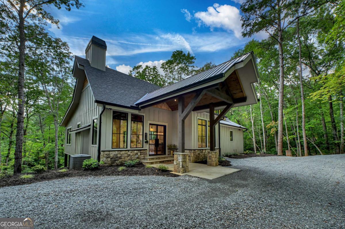 412 Mountain Tops Circle Property Photo 1