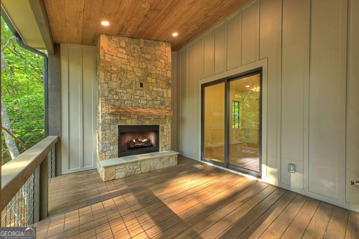 412 Mountain Tops Circle Property Photo 35