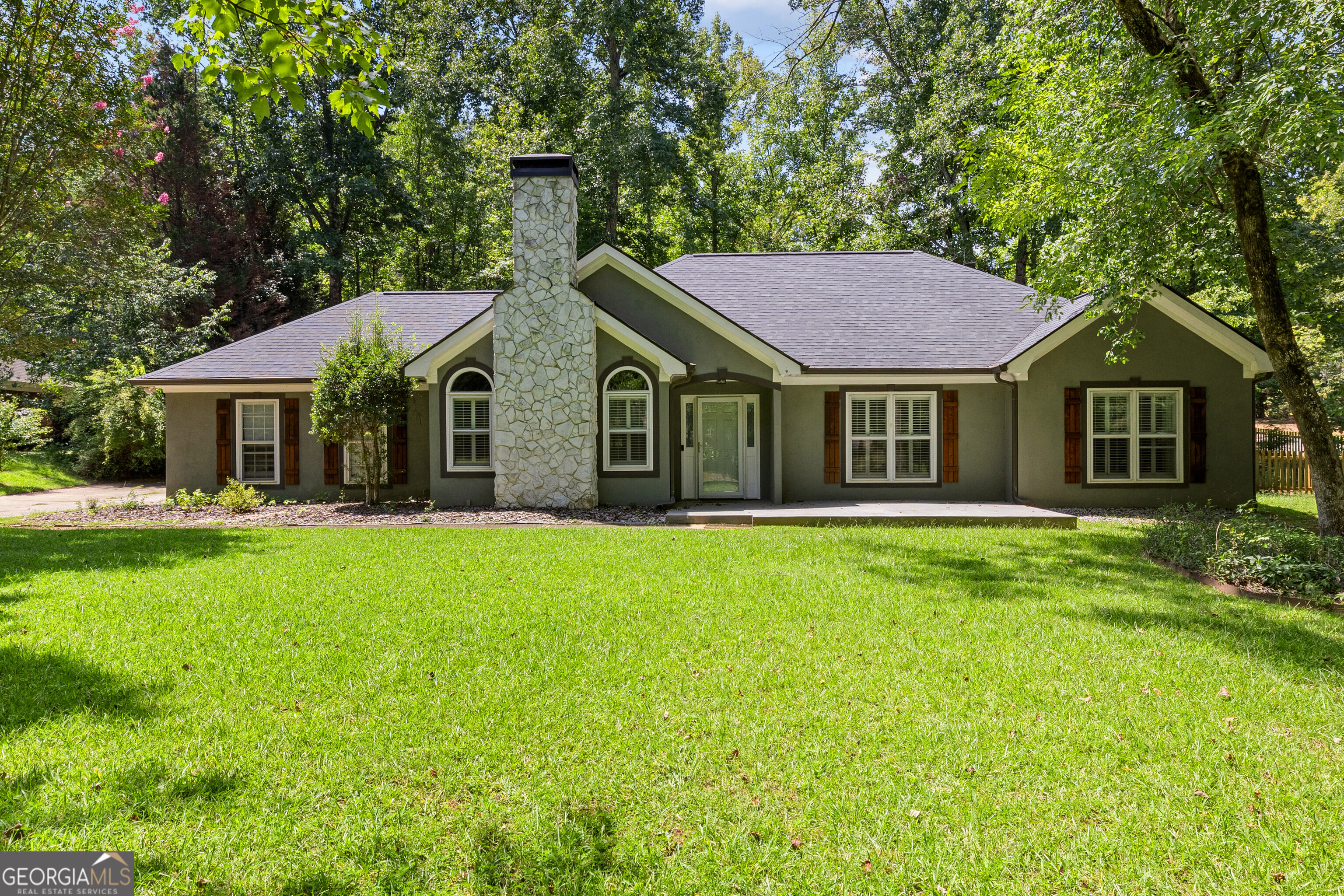 170 Timberidge Drive Property Photo 1