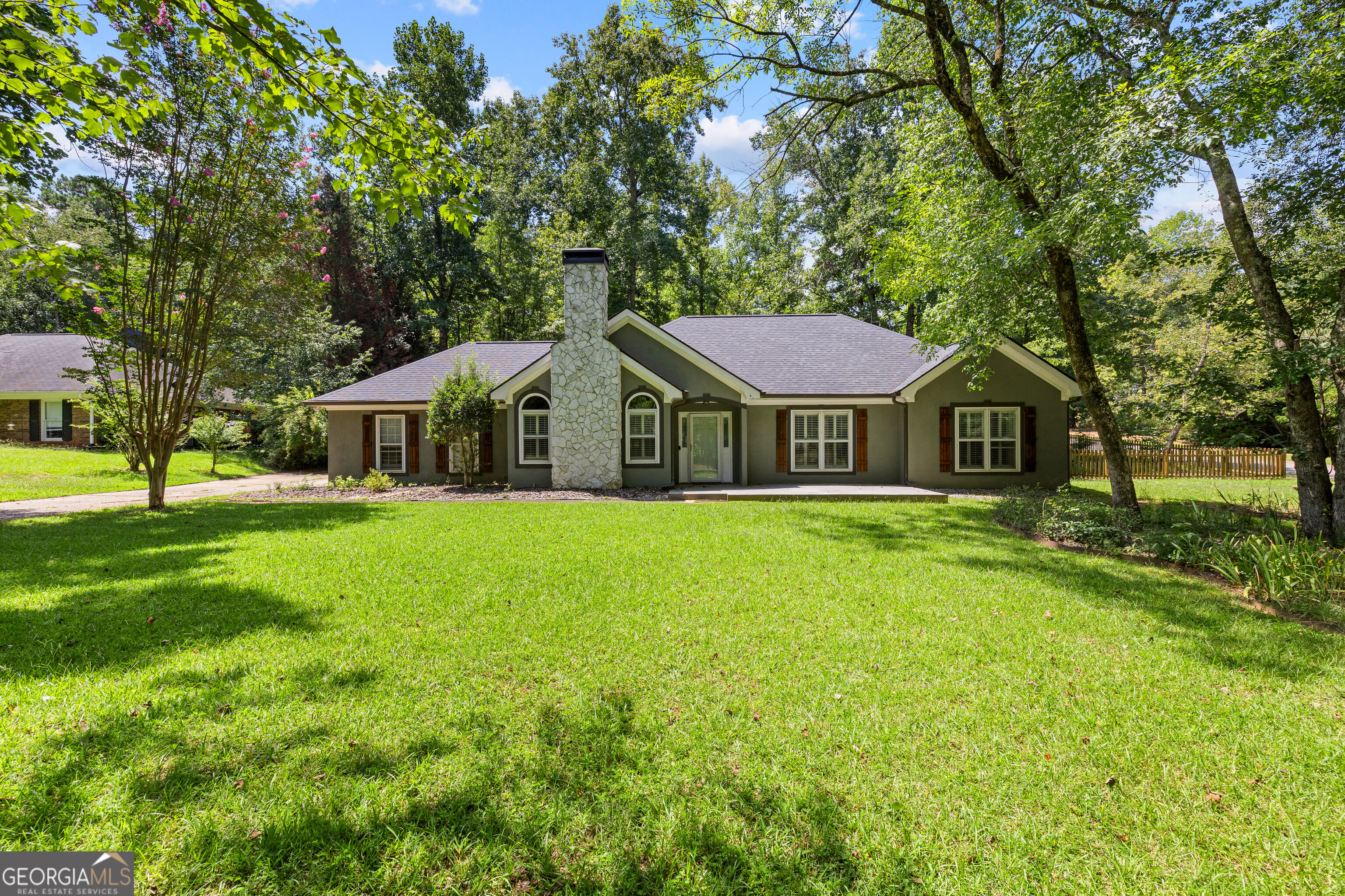 170 Timberidge Drive Property Photo 2