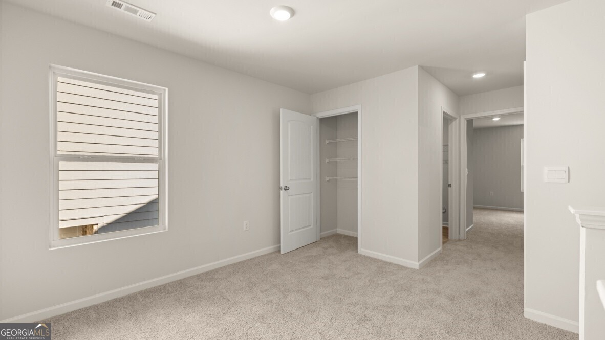 203 Rolling Meadow Trace Property Photo 17