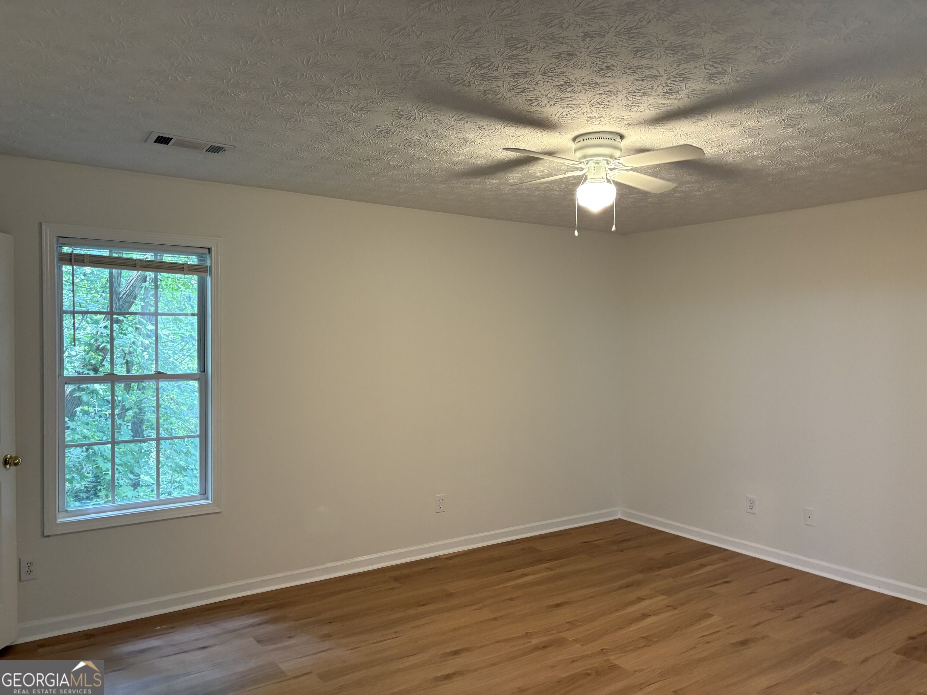 4601 Logan Way Property Photo 17