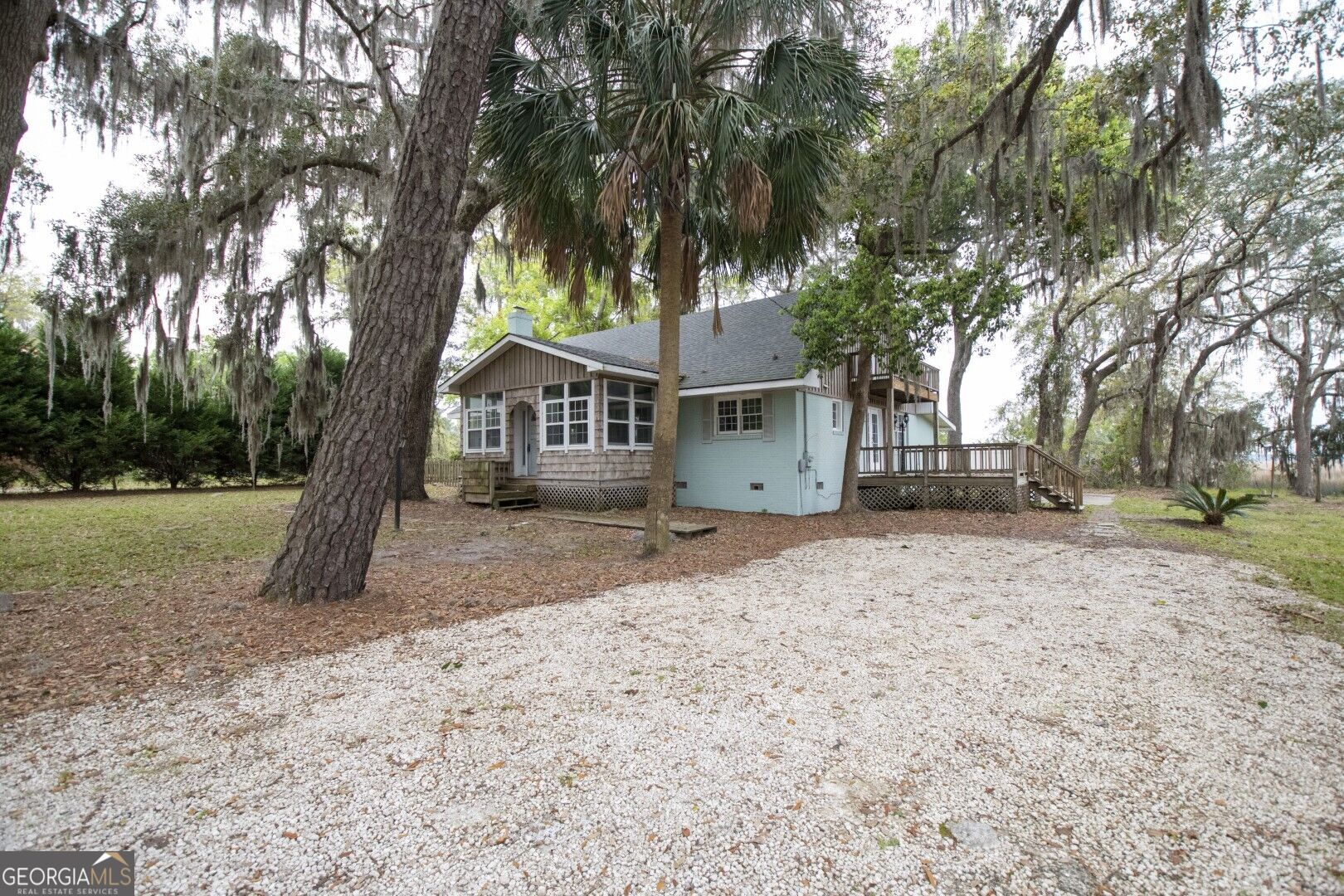 311 Borrell Boulevard Property Photo 3
