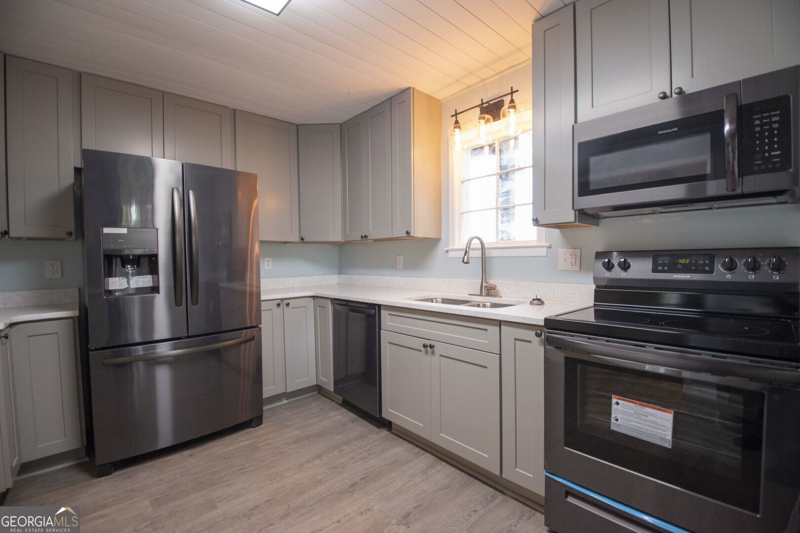 311 Borrell Boulevard Property Photo 10