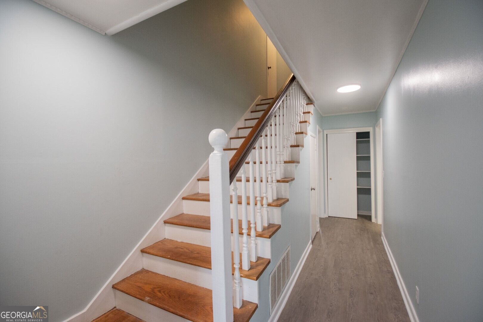 311 Borrell Boulevard Property Photo 24