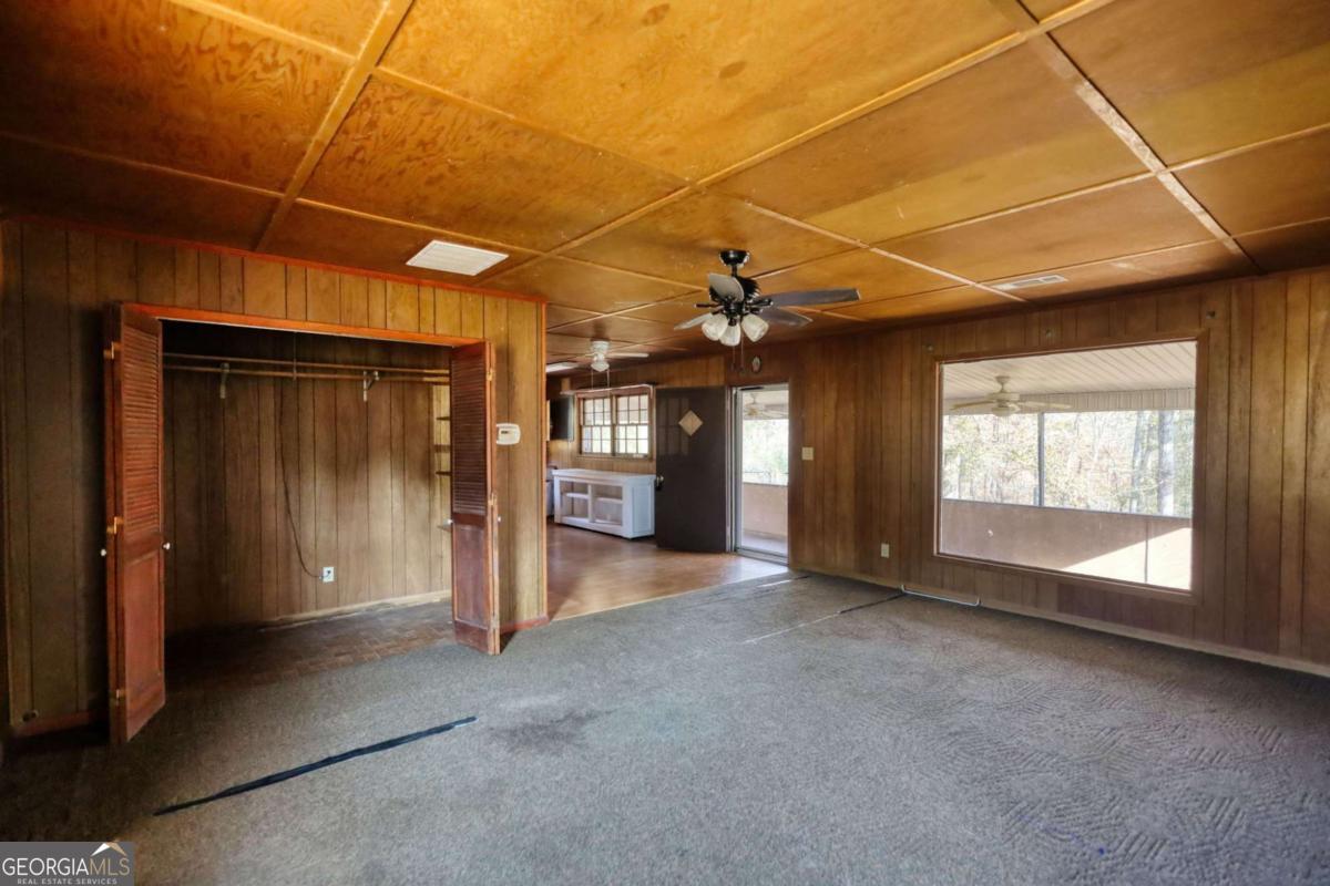 3001 Highway 213 Property Photo 16