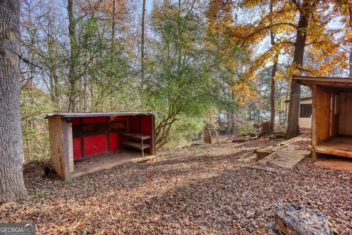3001 Highway 213 Property Photo 37