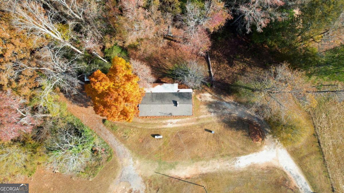 3001 Highway 213 Property Photo 45