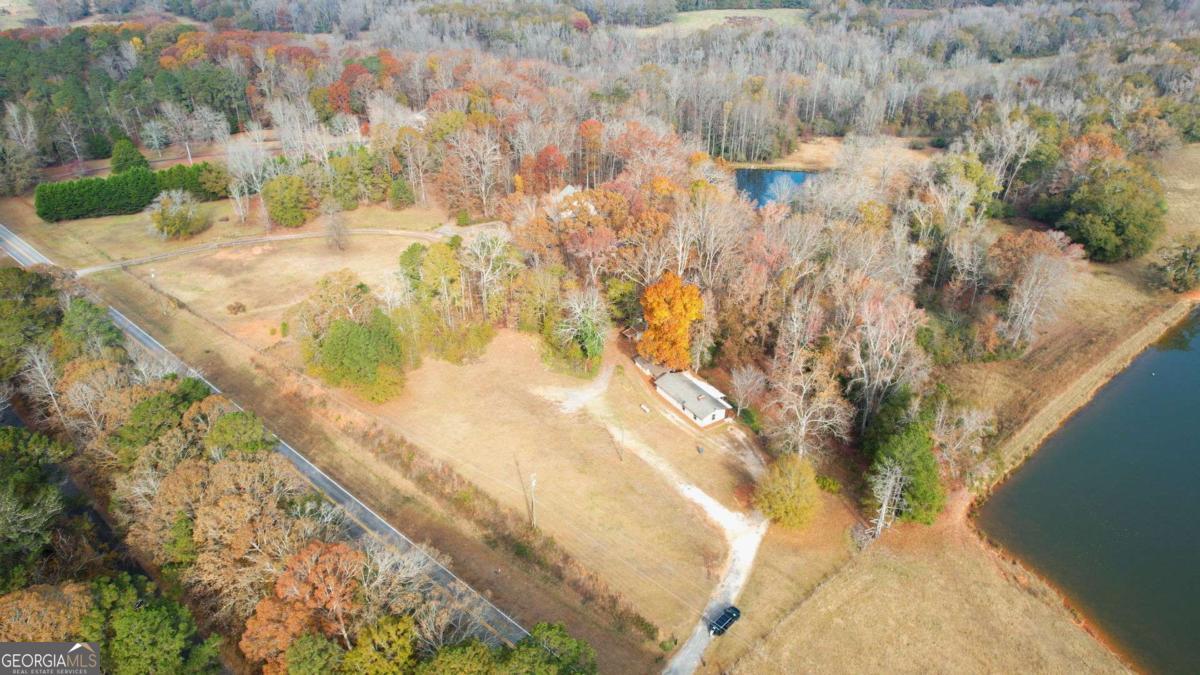 3001 Highway 213 Property Photo 47