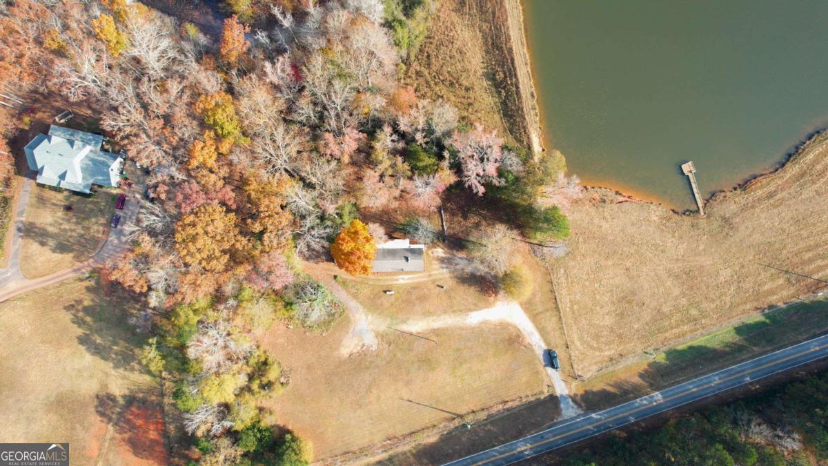 3001 Highway 213 Property Photo 49