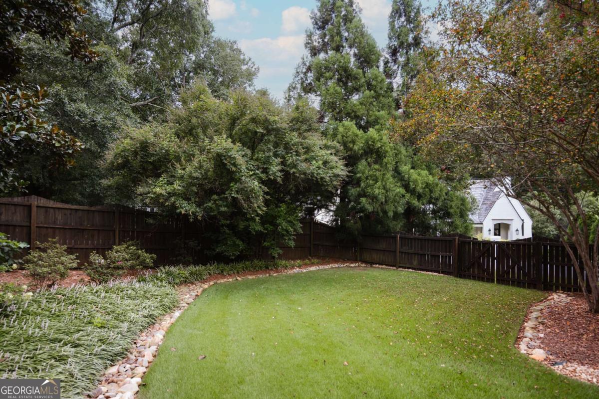 495 Woodlawn Avenue Property Photo 51