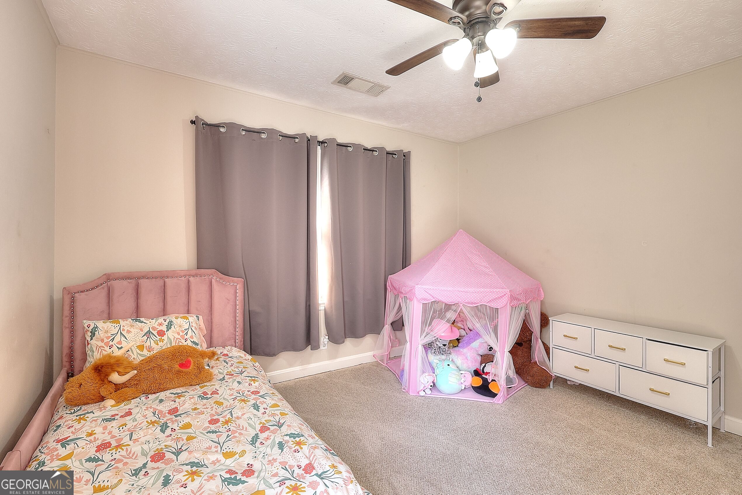 186 S Forest Avenue Property Photo 26