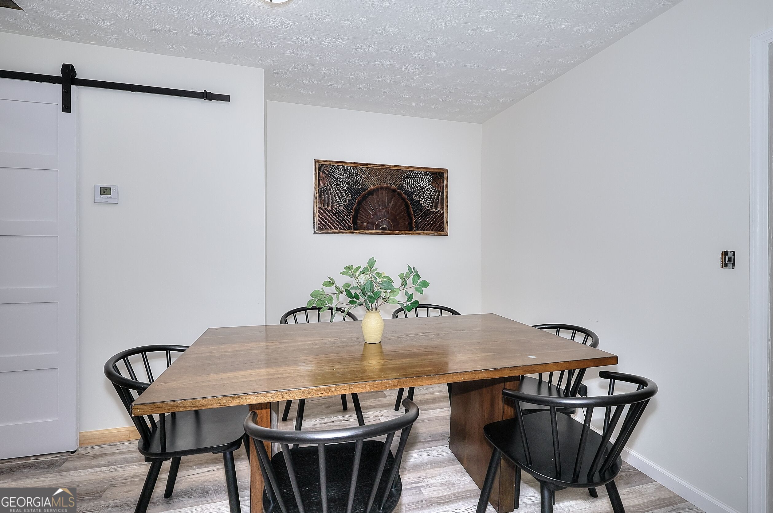 186 S Forest Avenue Property Photo 33