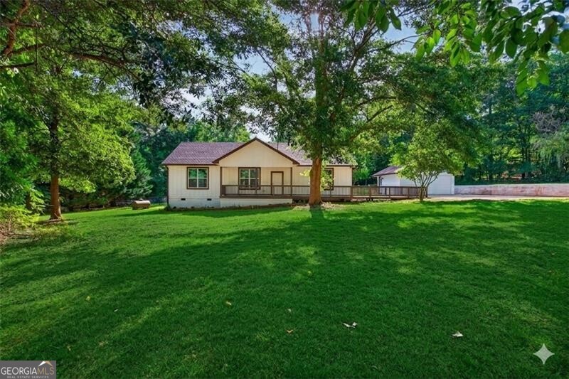 100 Willow Creek Drive Property Photo 1