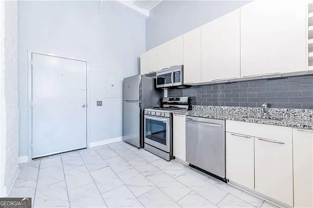 210 Walker Street Sw # 1 Property Photo 11