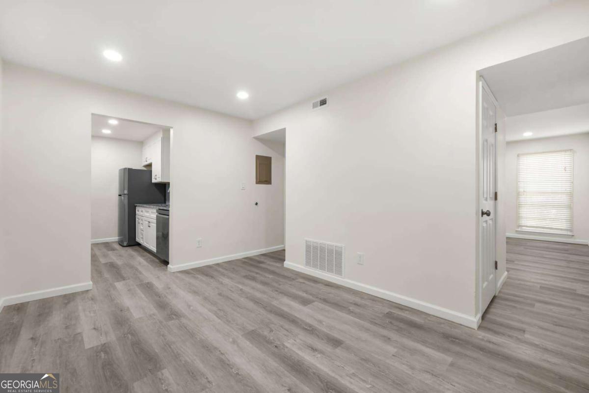 1166 Booth Road Sw # 202 Property Photo 1