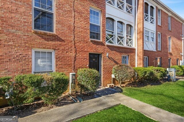 1166 Booth Road Sw # 202 Property Photo 12