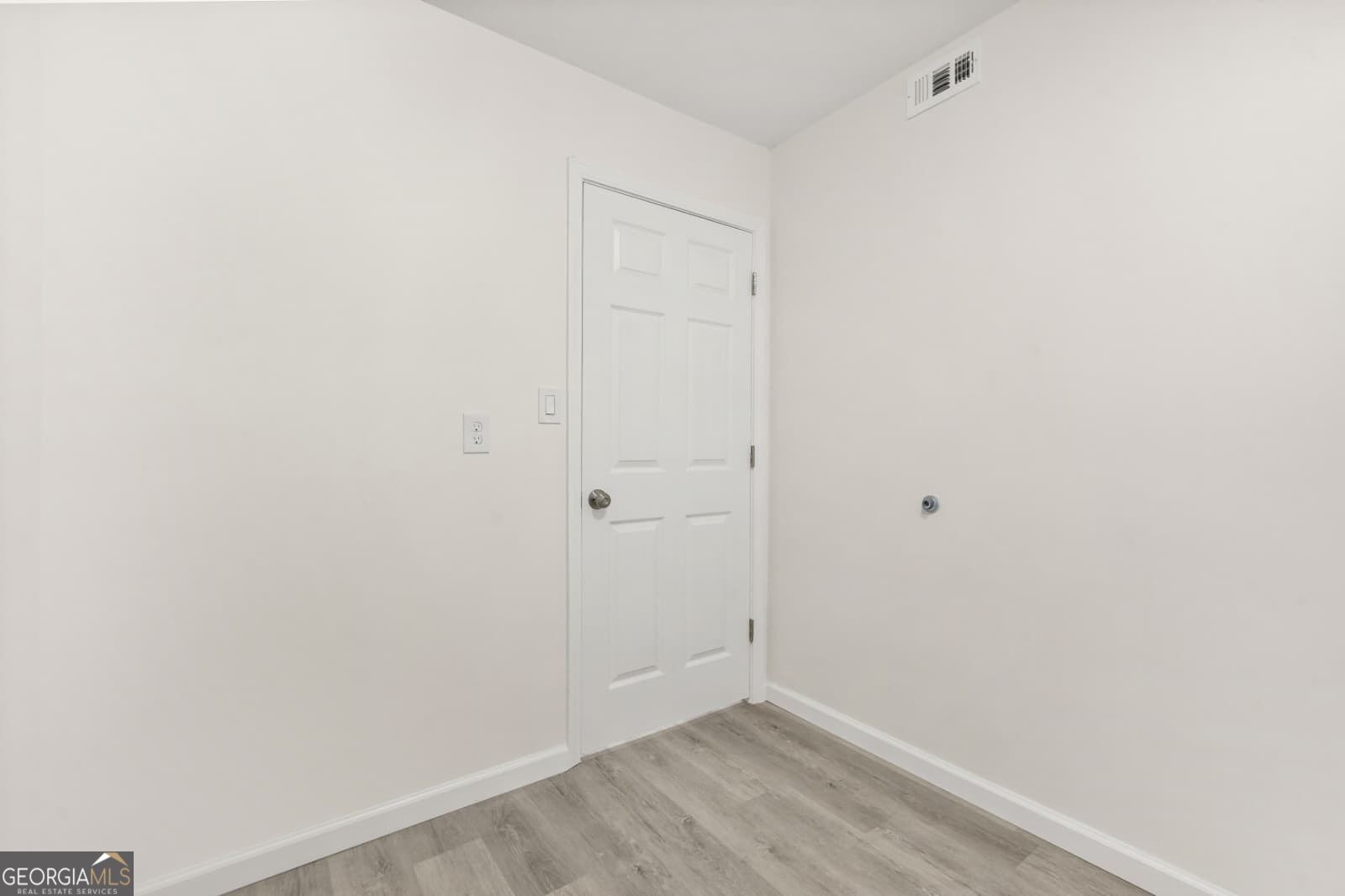 1166 Booth Road Sw # 202 Property Photo 29