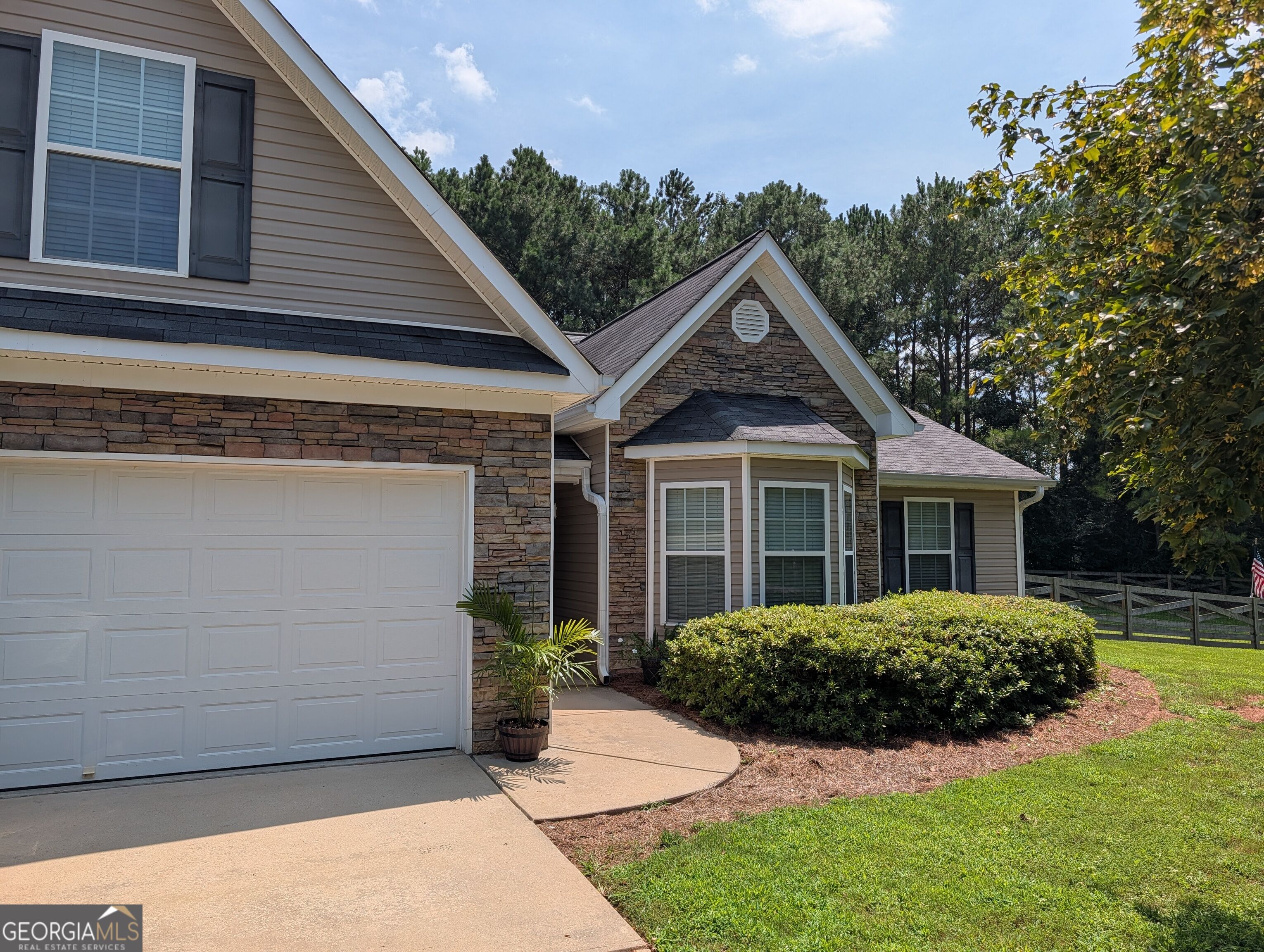 108 Wortham Drive Property Photo 2