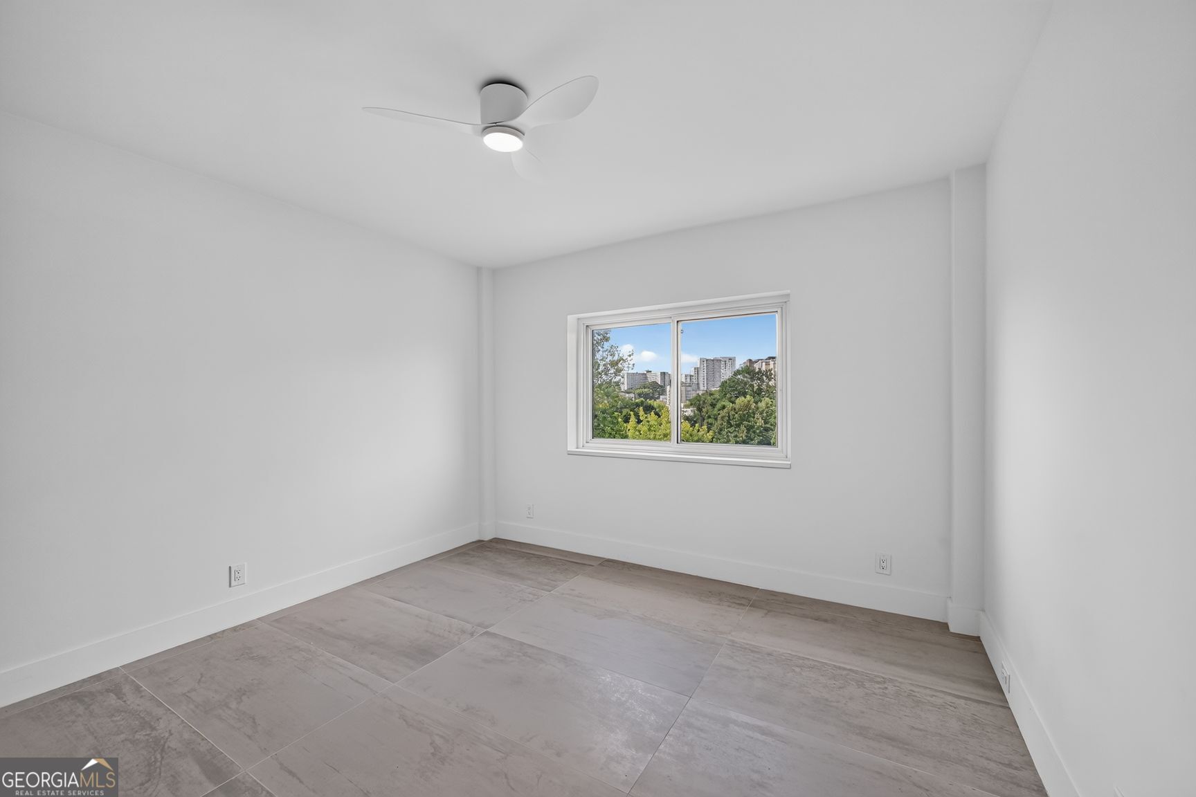 2285 Peachtree Road Ne # 706 Property Photo 6