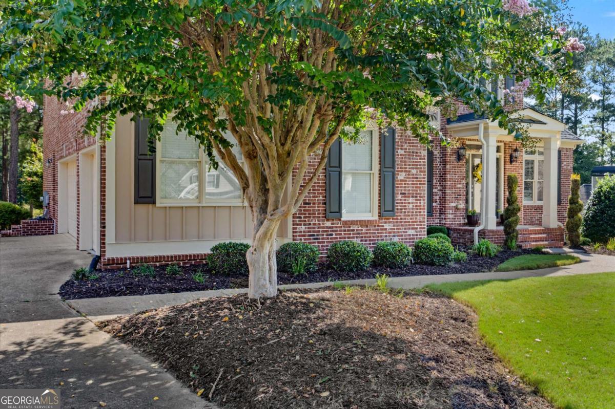 231 Golf Crest Drive Property Photo 12