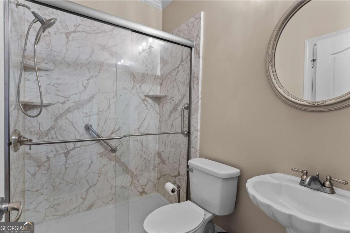 231 Golf Crest Drive Property Photo 47