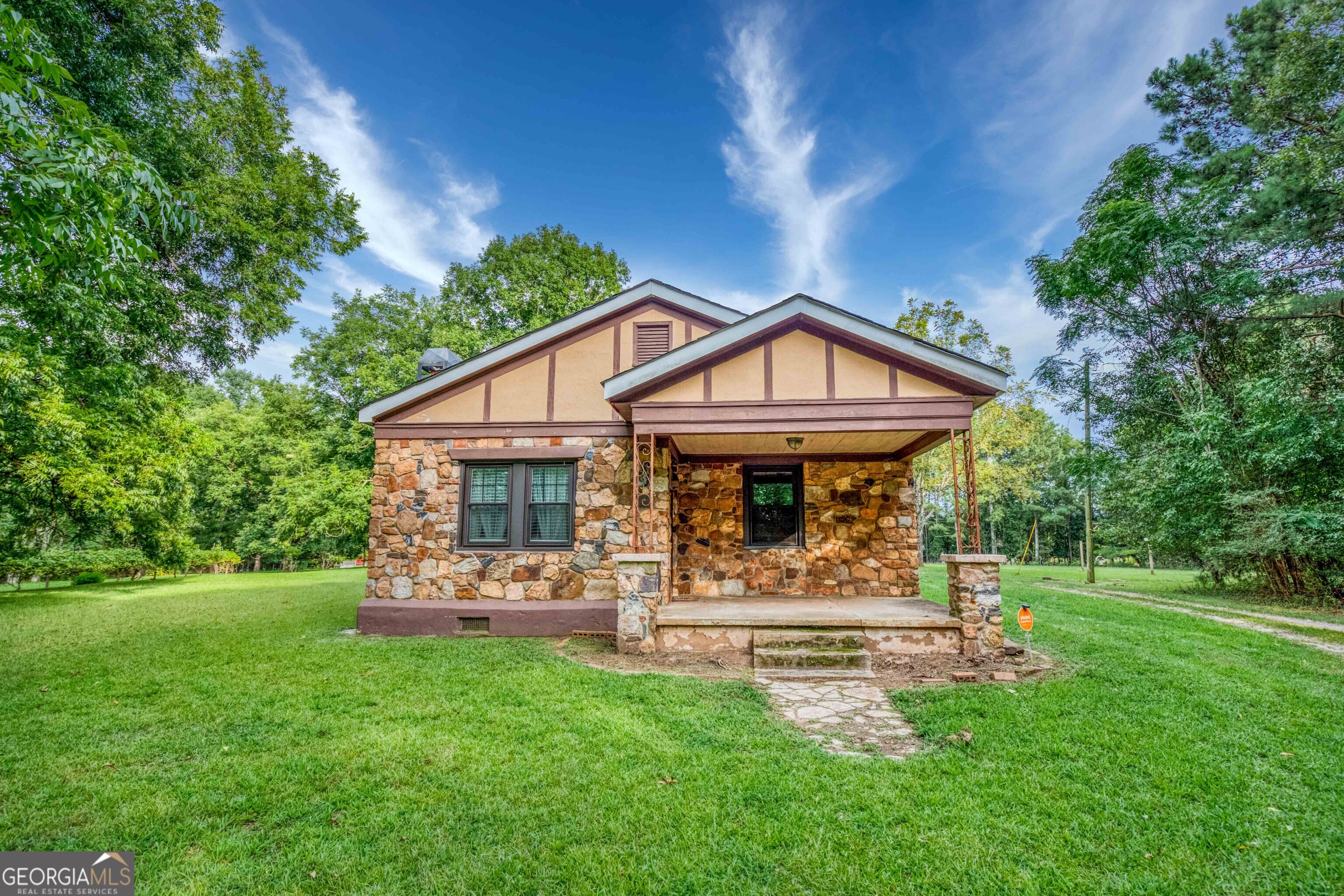 2067 Cleveland Road Property Photo 1