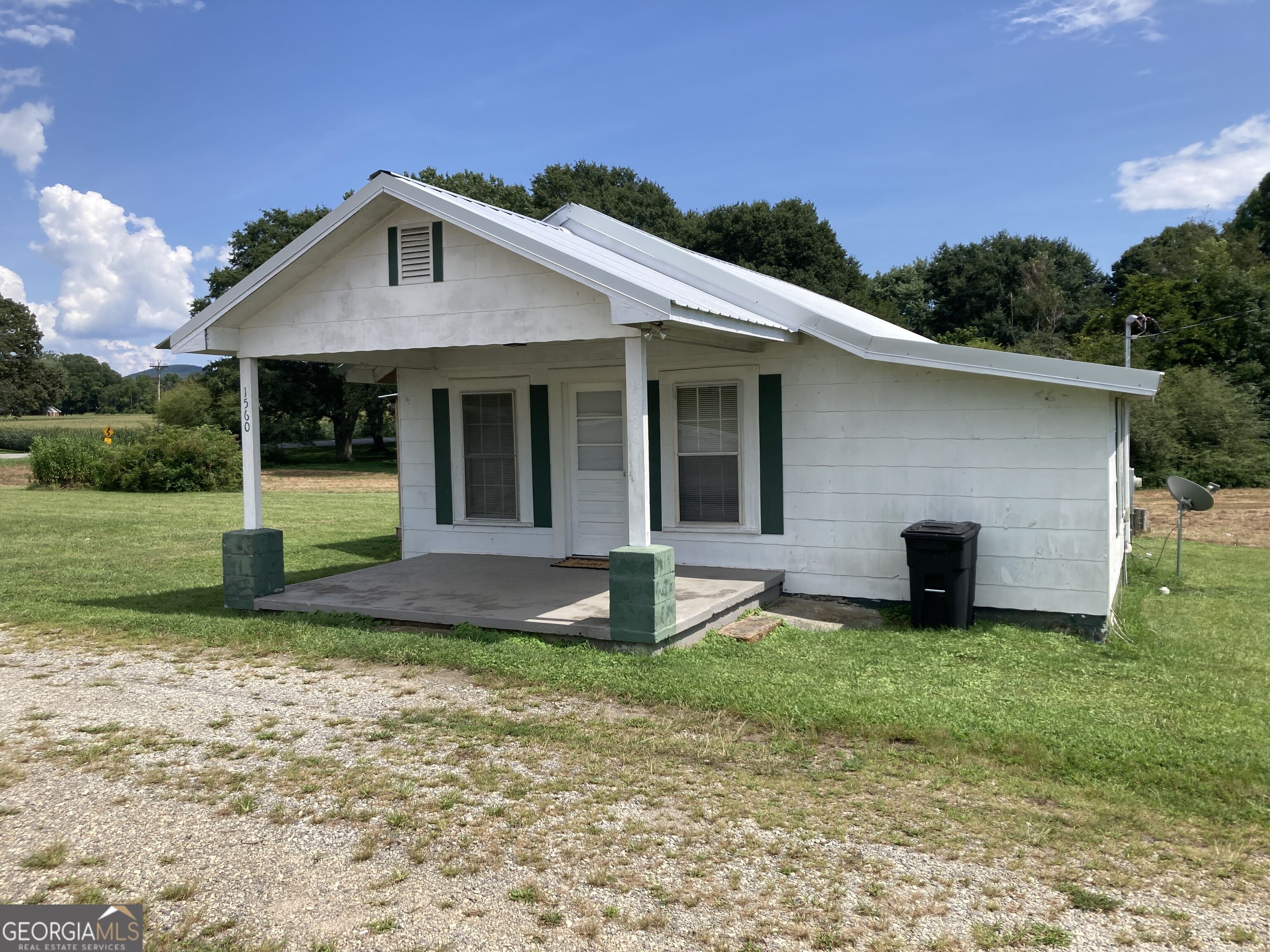 1560 Cleveland Highway Property Photo 3