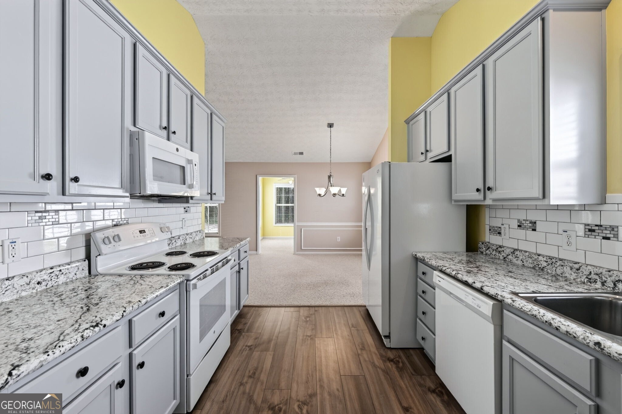 912 Village View Circle Property Photo 16
