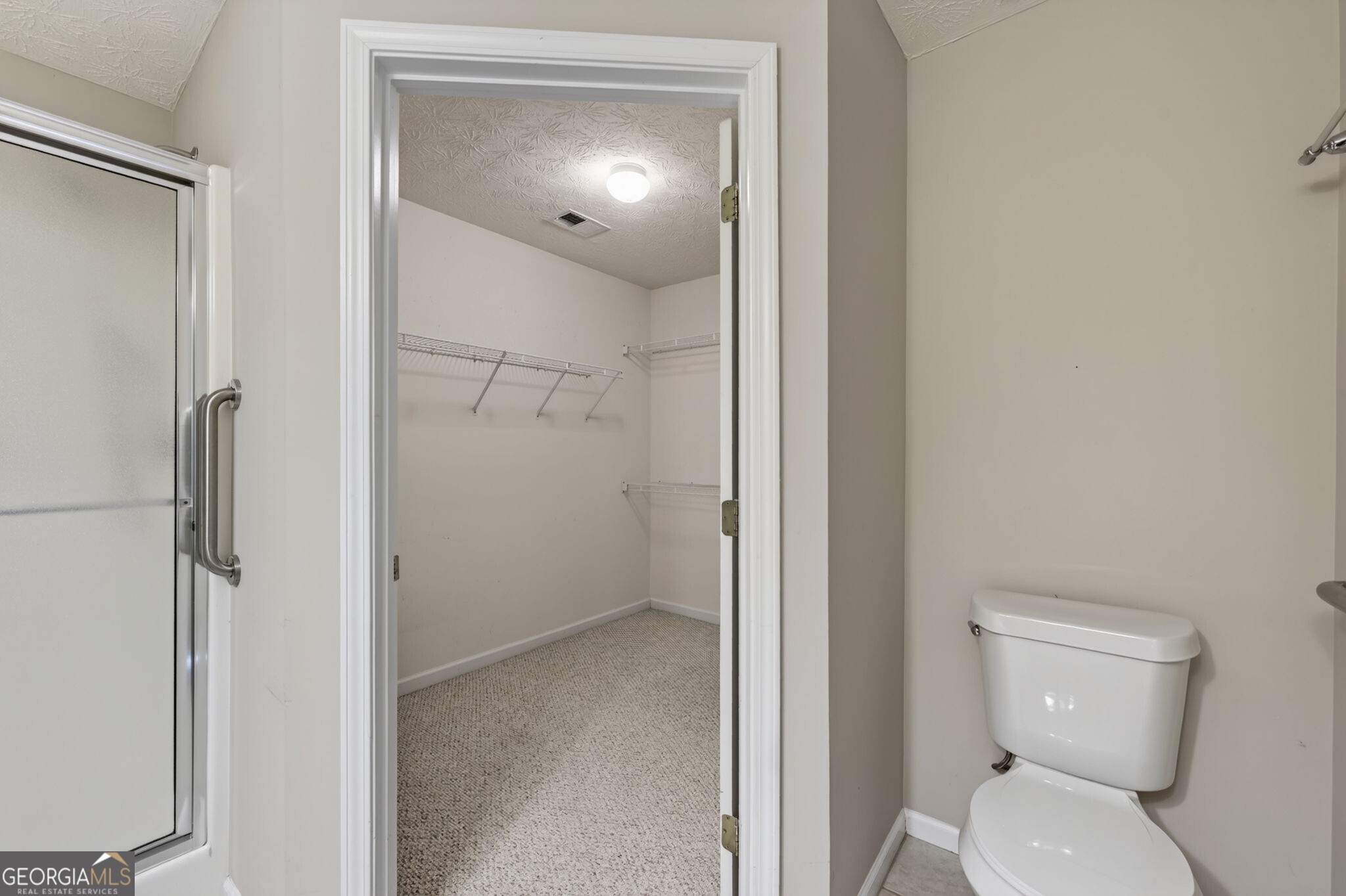 912 Village View Circle Property Photo 26