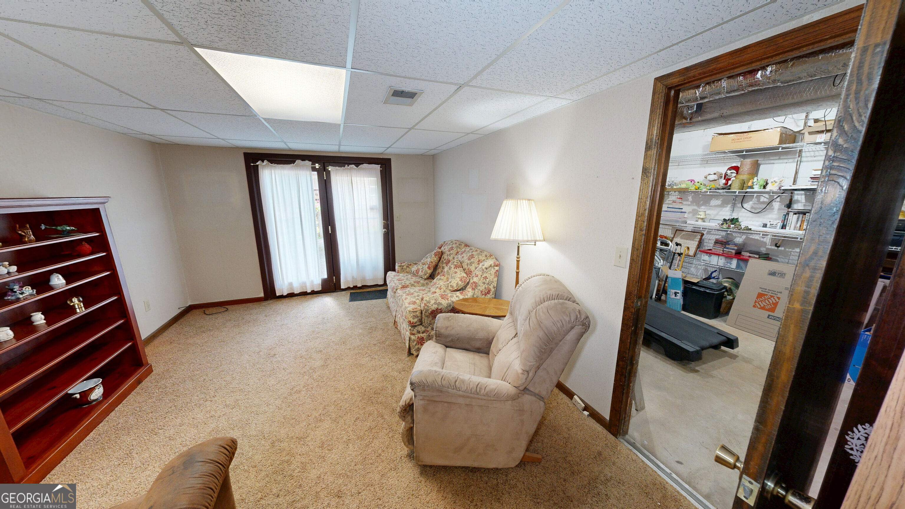 6562 Oakwood Drive Property Photo 7