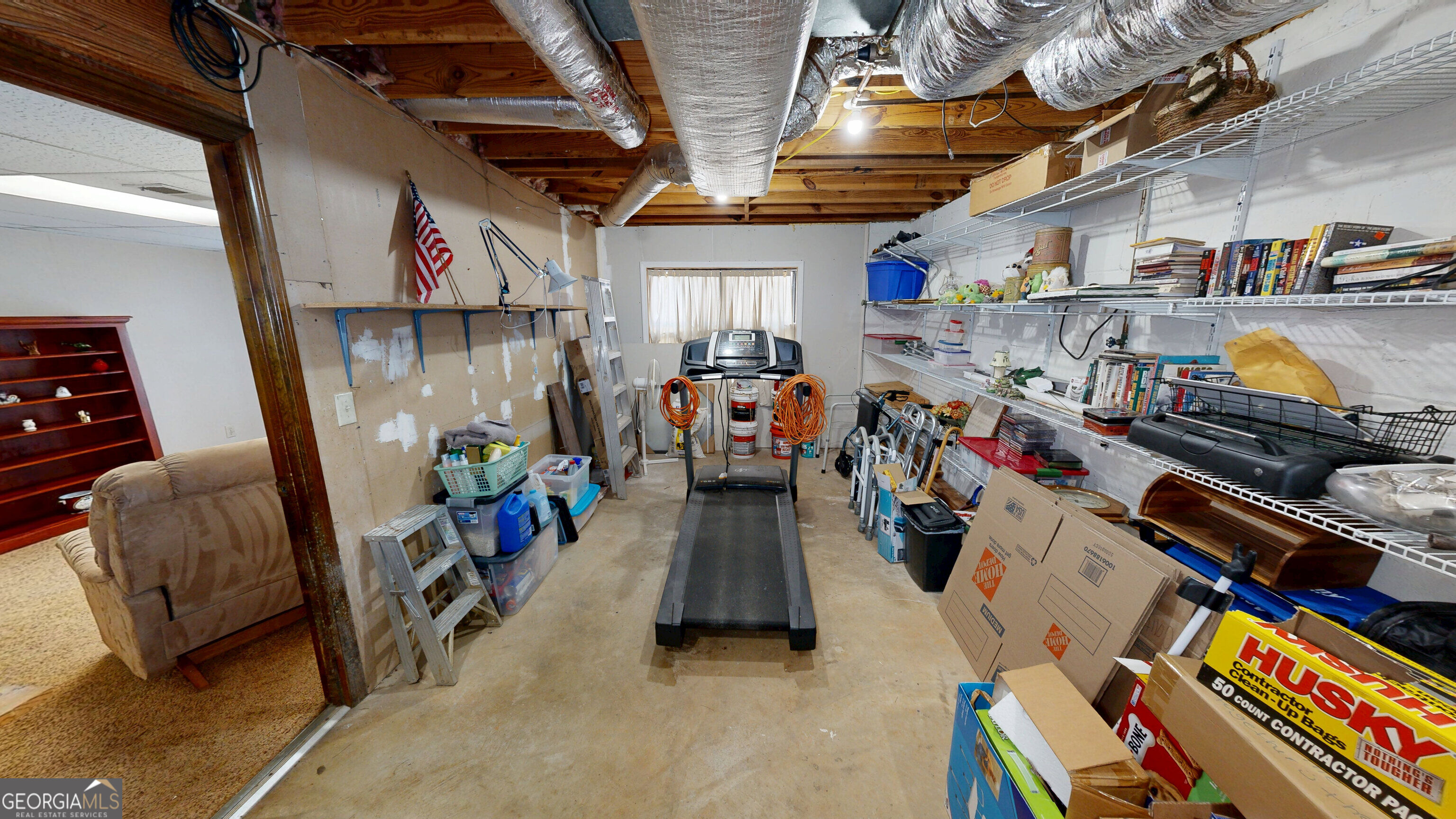 6562 Oakwood Drive Property Photo 8