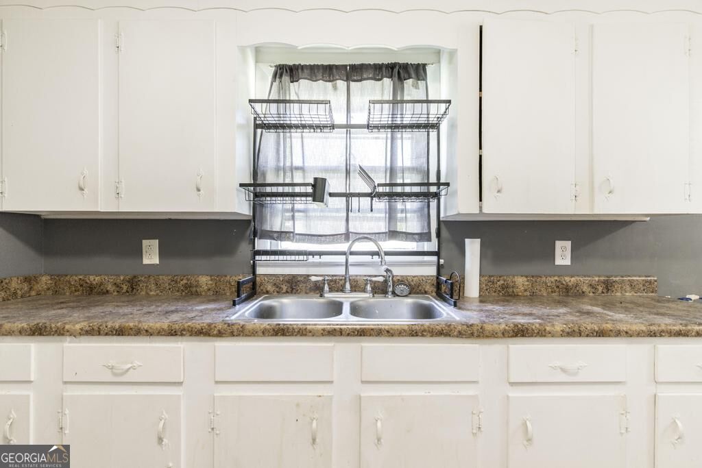 4404 Fairfax Drive Property Photo 11