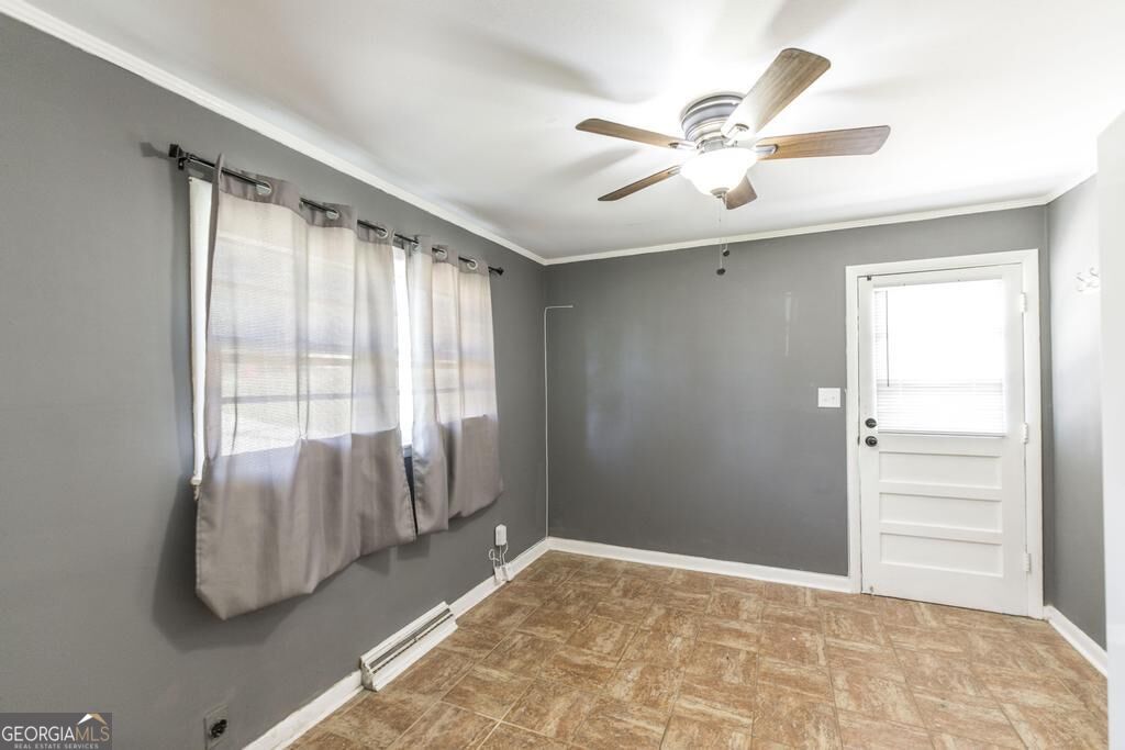 4404 Fairfax Drive Property Photo 13